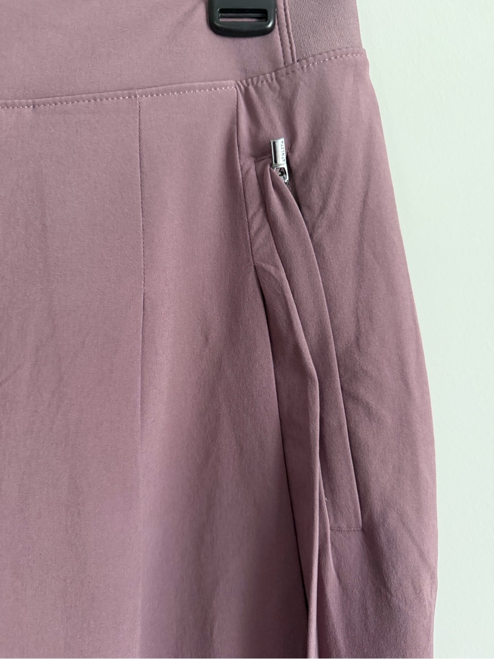 ATHLETA Brooklyn Heights High Rise Wide Leg Pant Sz 2 Mauve - Picture 4 of 7